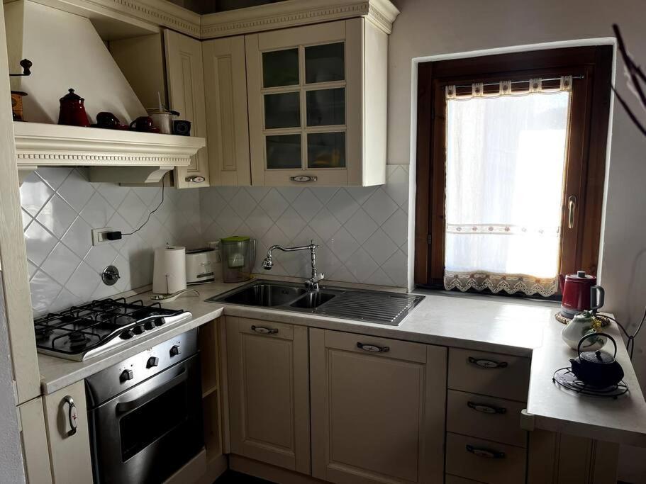 Апартаменти Charming Townhouse With Garden Імпрунета Екстер'єр фото