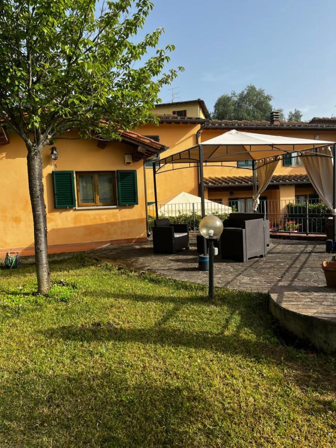 Апартаменти Charming Townhouse With Garden Імпрунета Екстер'єр фото